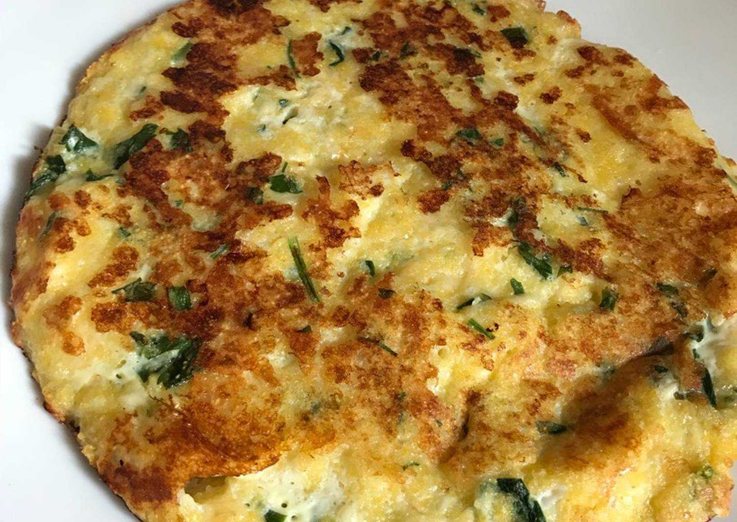 Ленивые хачапури с сыром на сковороде – быстро и вкусно