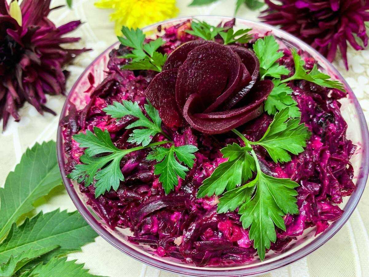 Салат с сельдереем - 10 пошаговых рецептов приготовления с фото