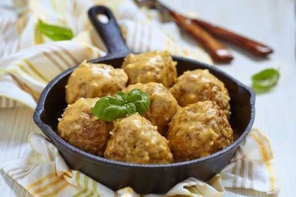 Мясные зразы — 6 лучших рецептов с очень вкусными начинками