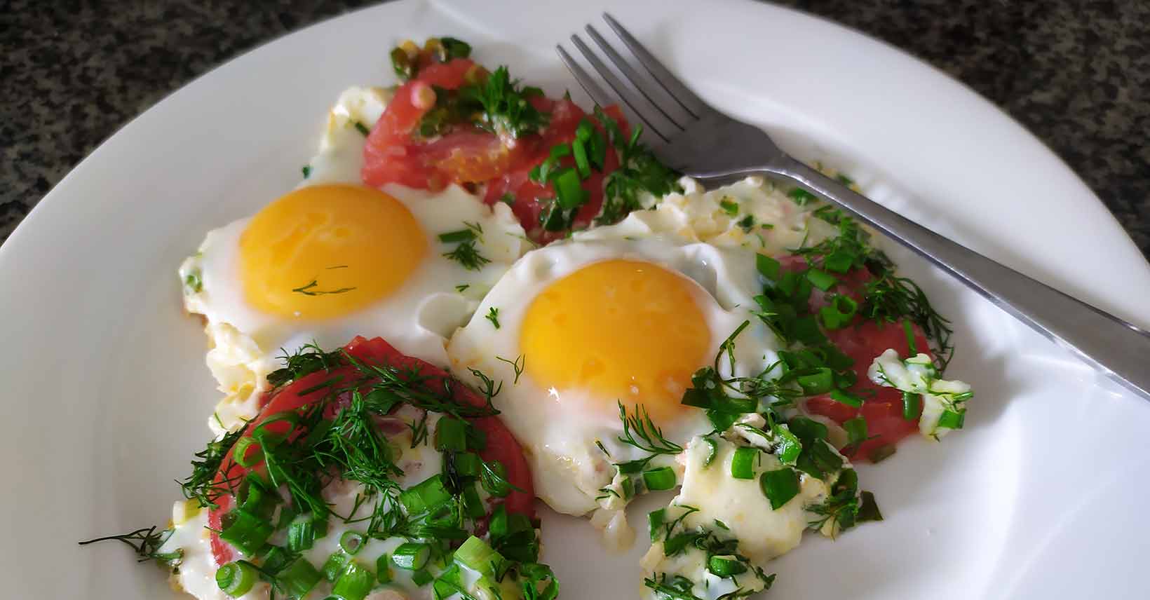 Яичница с помидорами - классический пошаговый рецепт с фото быстро и просто от олега михайлова