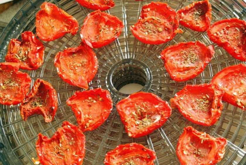 Вяленые томаты в сушилке для овощей рецепт