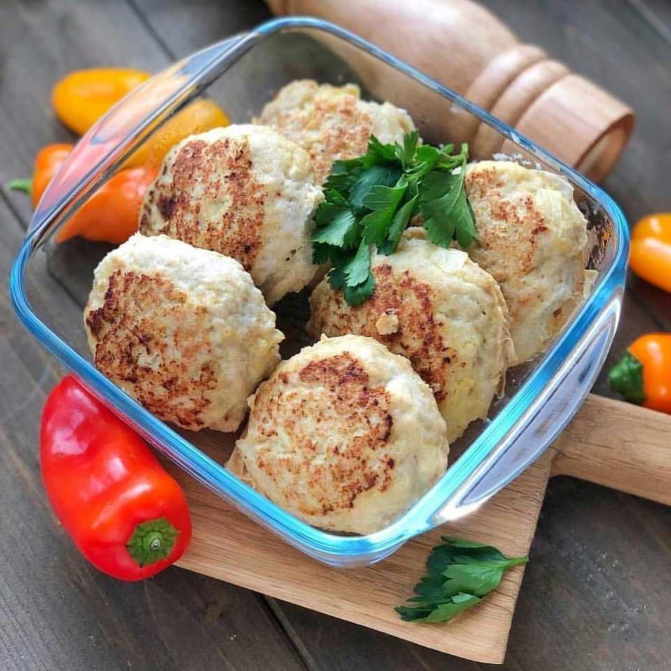 20 рецептов куриных котлет, которые сможет приготовить каждый
